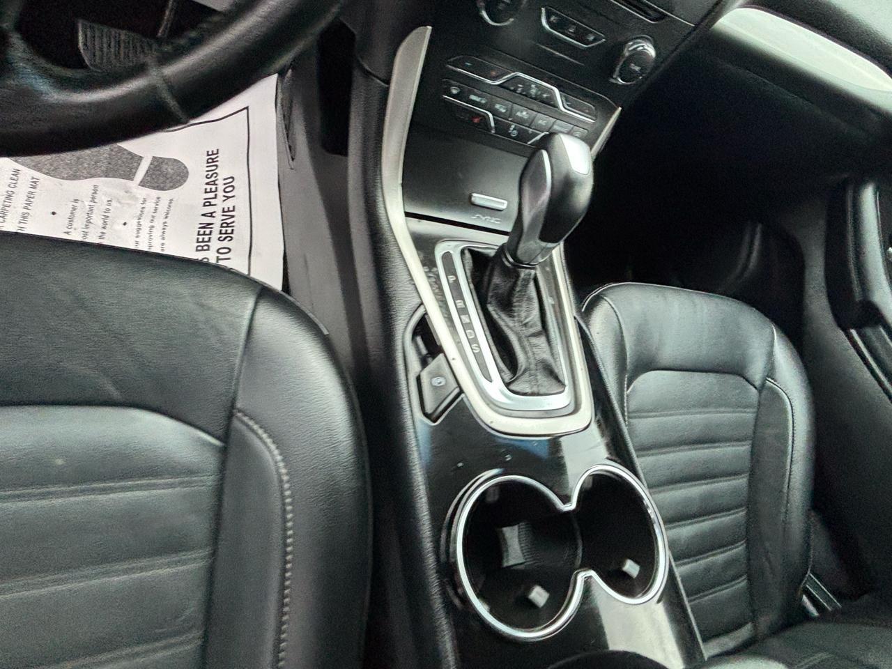 Ford Edge  2015