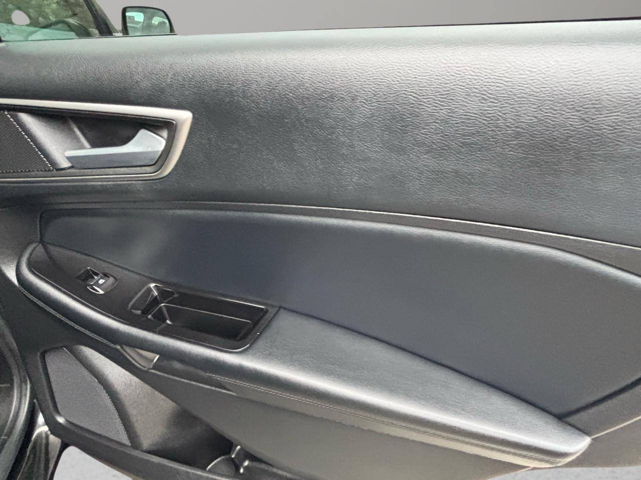 Ford Edge  2015