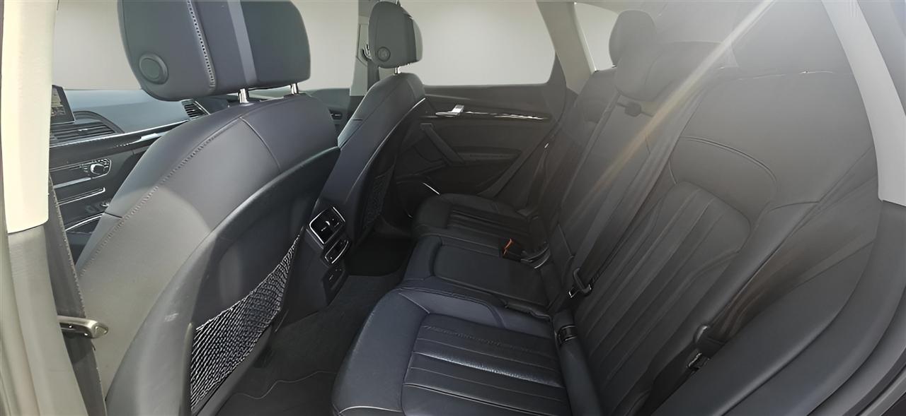 Audi Q5 Premium Plus 45 TFSI quattro 2019