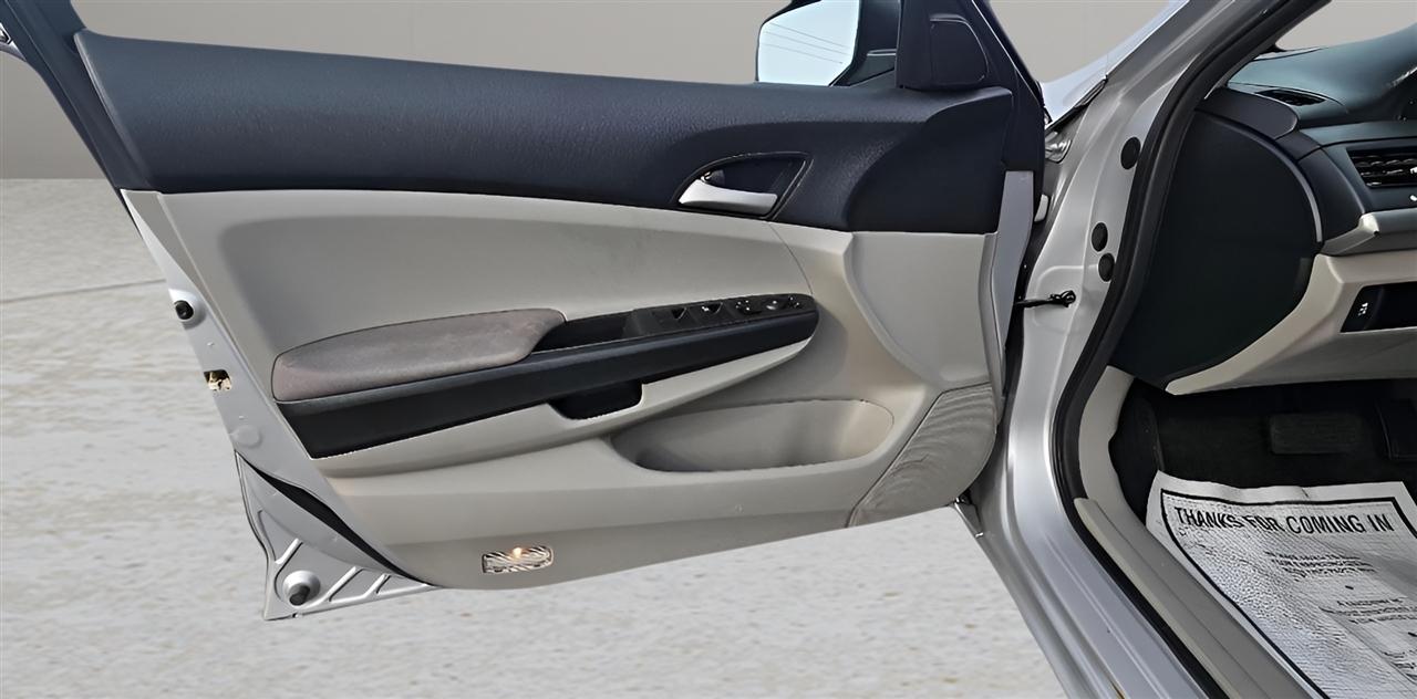 Honda Accord Sdn 4dr I4 Auto LX 2011
