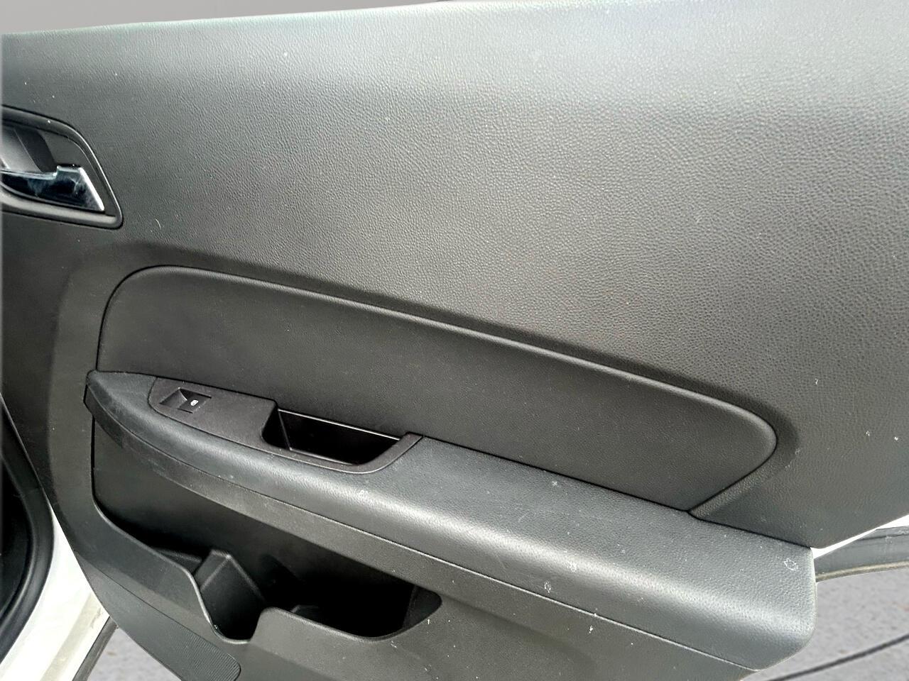 Chevrolet Equinox AWD 4dr LT w/1LT 2017