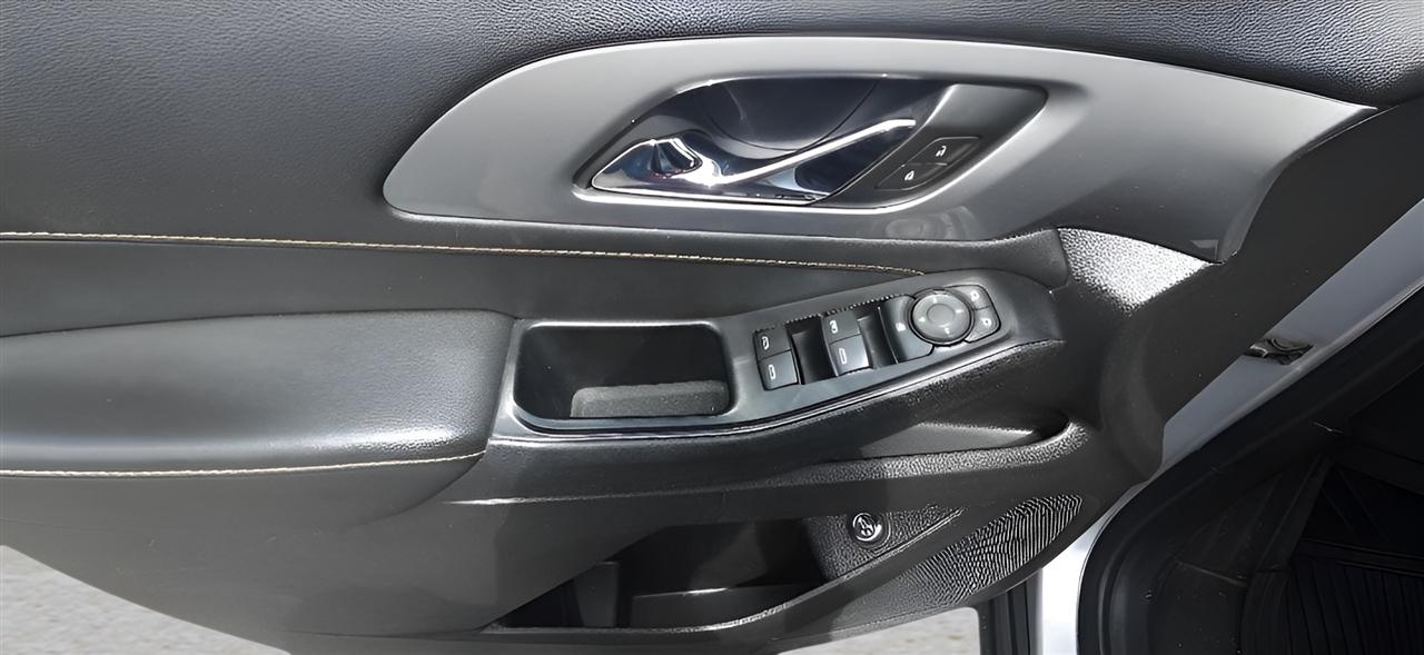 Chevrolet Traverse AWD 4dr LT Cloth w/1LT 2019