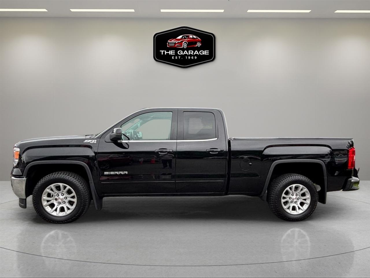 GMC Sierra 1500 4WD Double Cab 143.5" SLE 2015