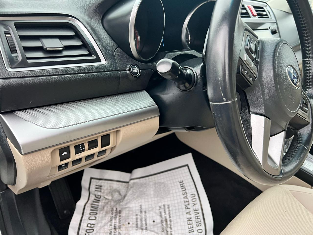 Subaru Legacy 4dr Sdn 2.5i Premium PZEV 2015