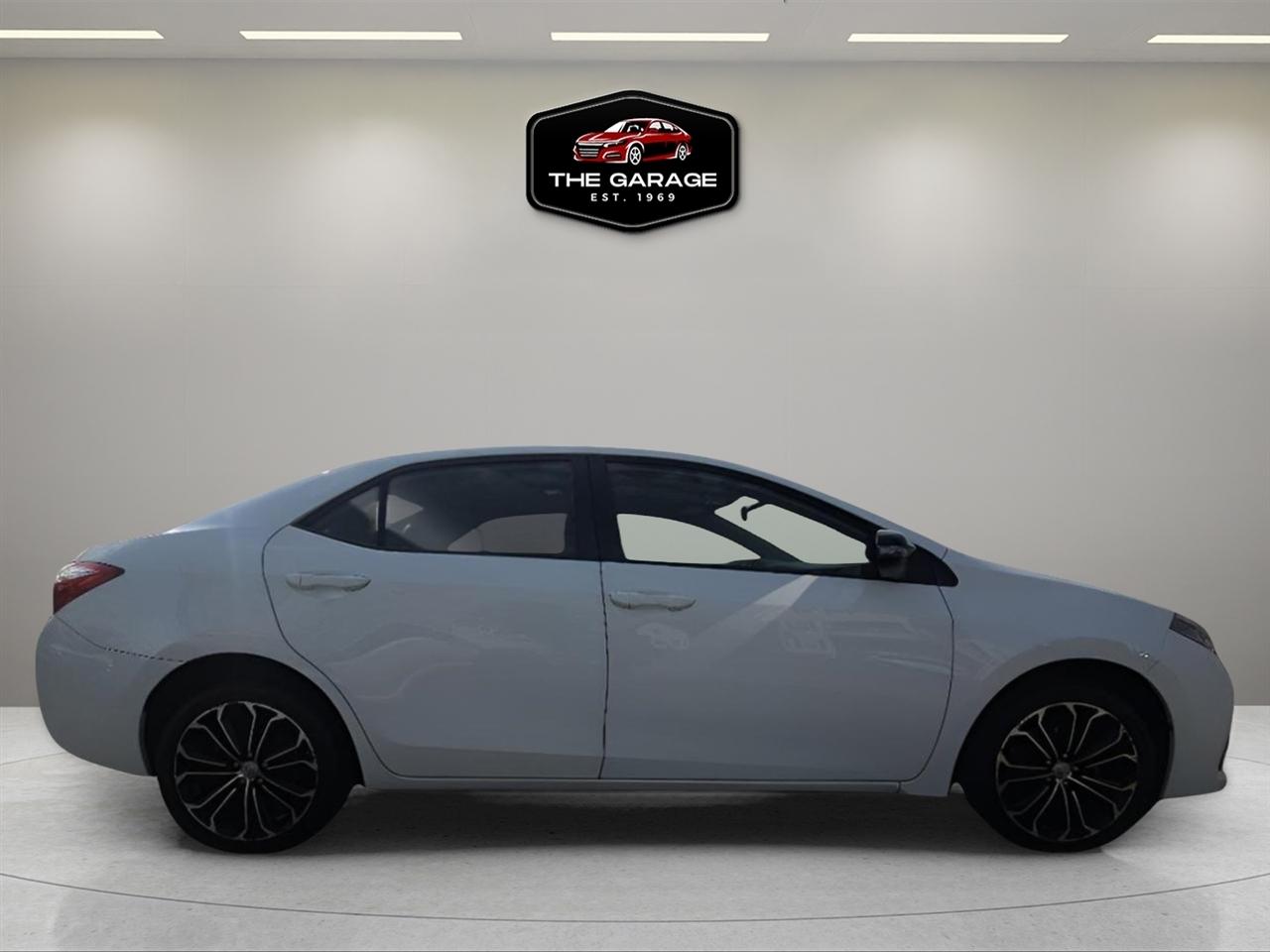 Toyota Corolla  2016