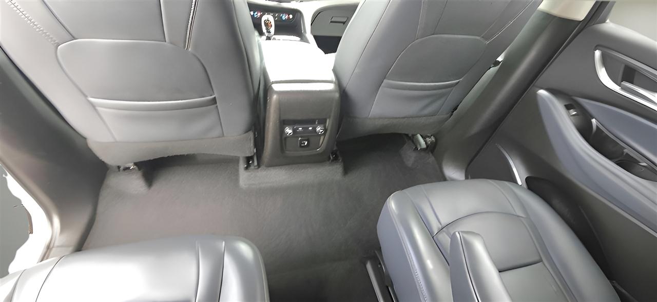 Buick Enclave AWD 4dr Essence 2018