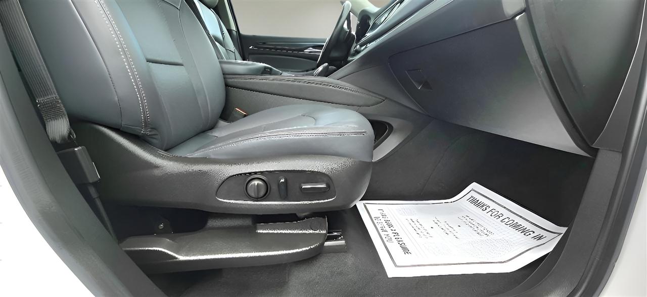 Buick Enclave AWD 4dr Essence 2018