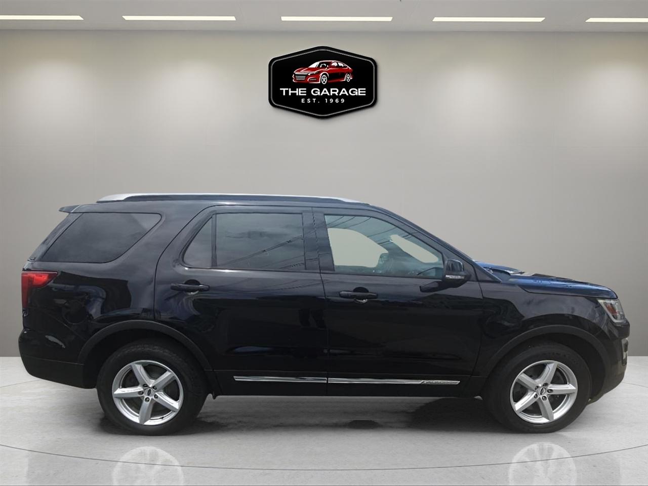 Ford Explorer XLT 4WD 2017