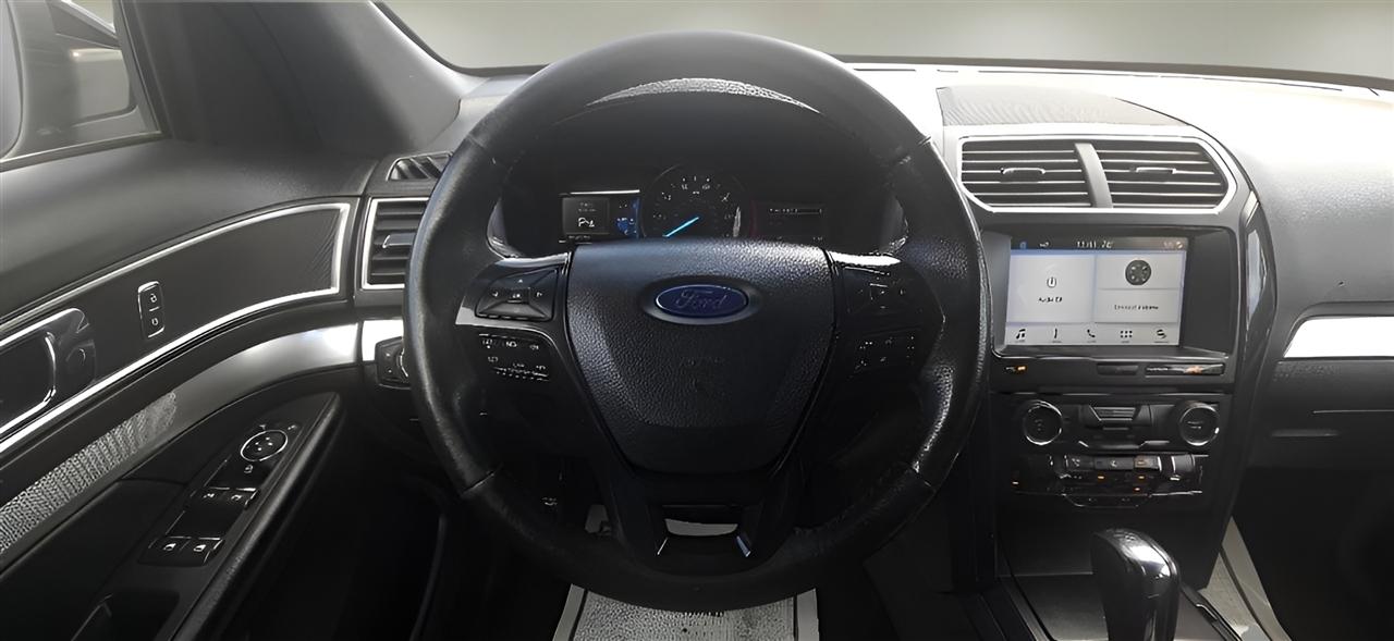 Ford Explorer XLT 4WD 2017