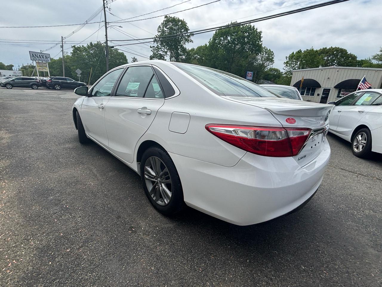 Toyota Camry 4dr Sdn I4 Auto SE w/Special Edition Pkg (Natl) 2016