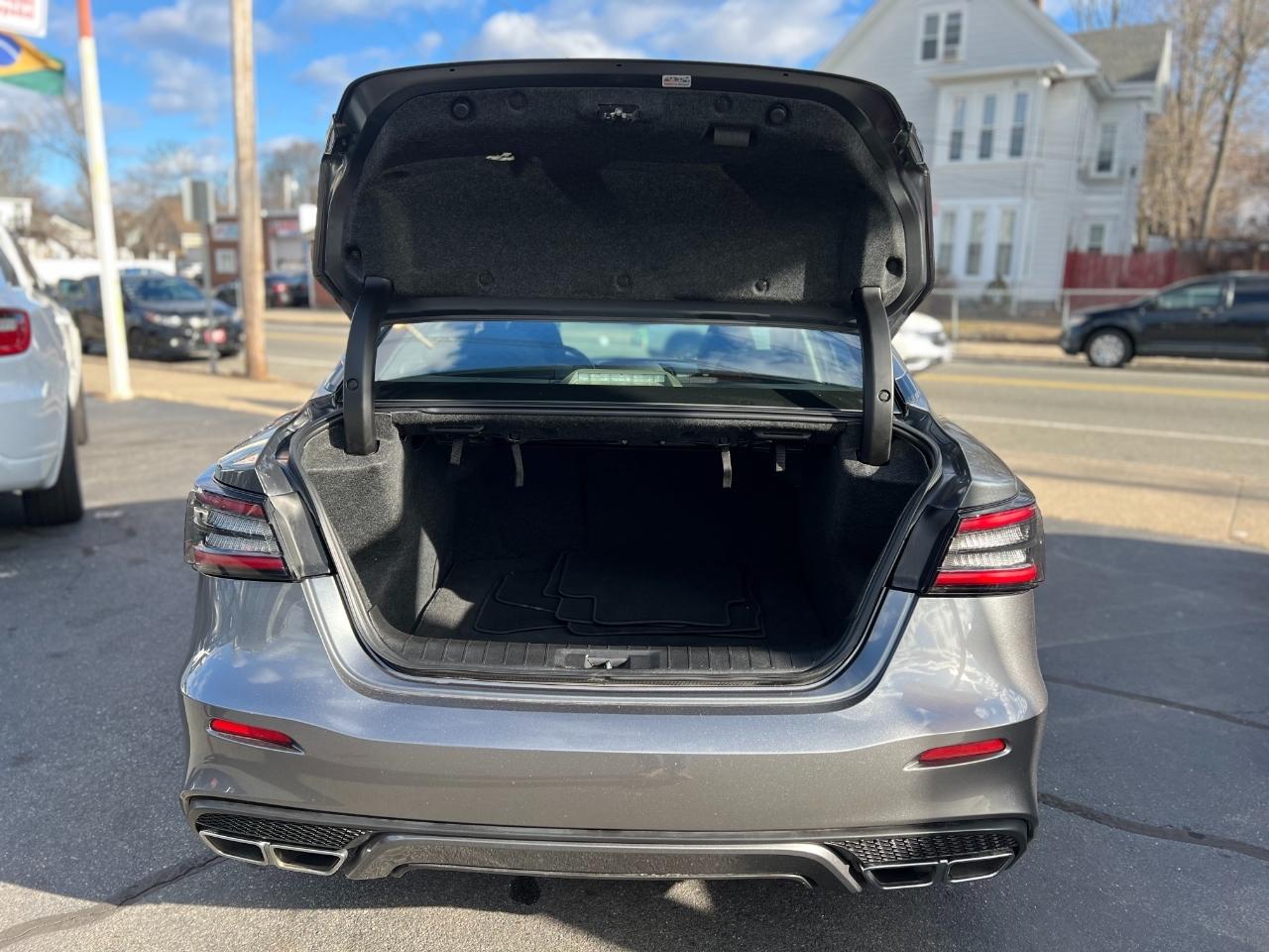 Nissan Maxima S 3.5L 2019