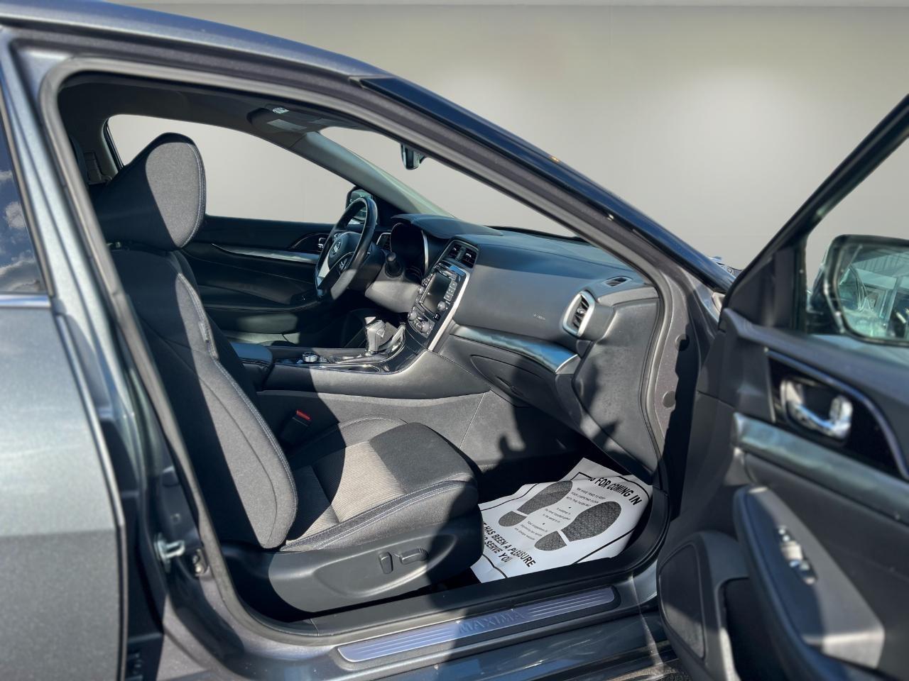 Nissan Maxima S 3.5L 2019