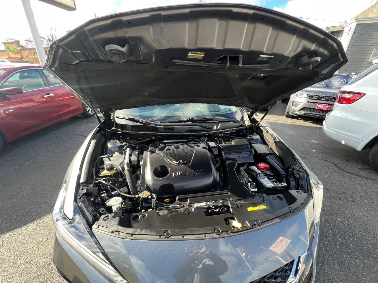 Nissan Maxima S 3.5L 2019
