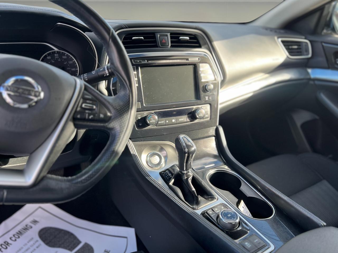Nissan Maxima S 3.5L 2019