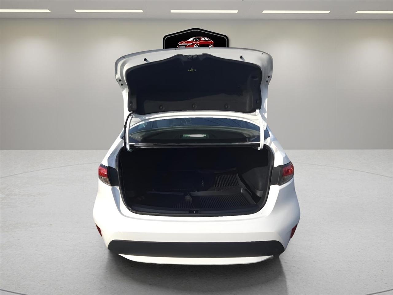 Toyota Corolla LE 2020