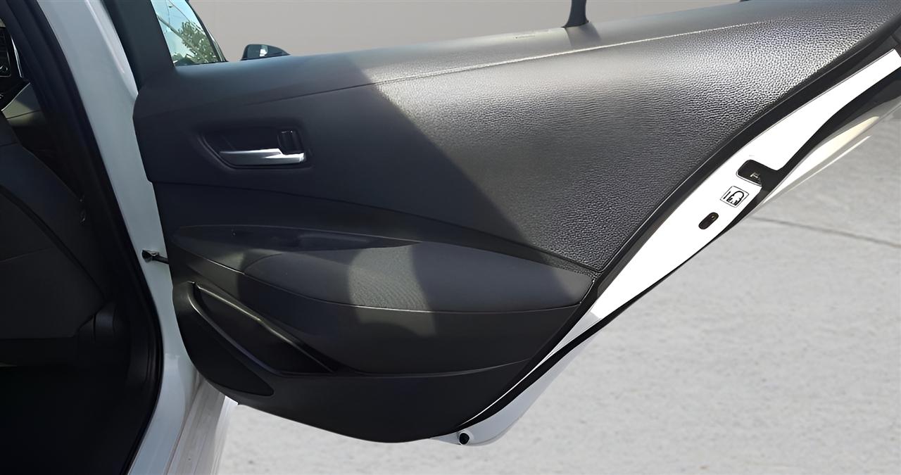 Toyota Corolla LE 2020