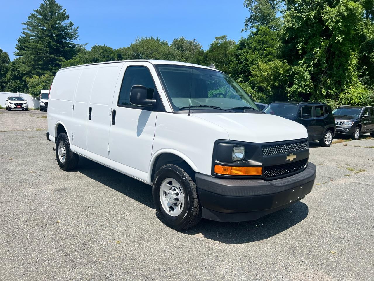 Chevrolet Express Cargo Van RWD 2500 135" 2017