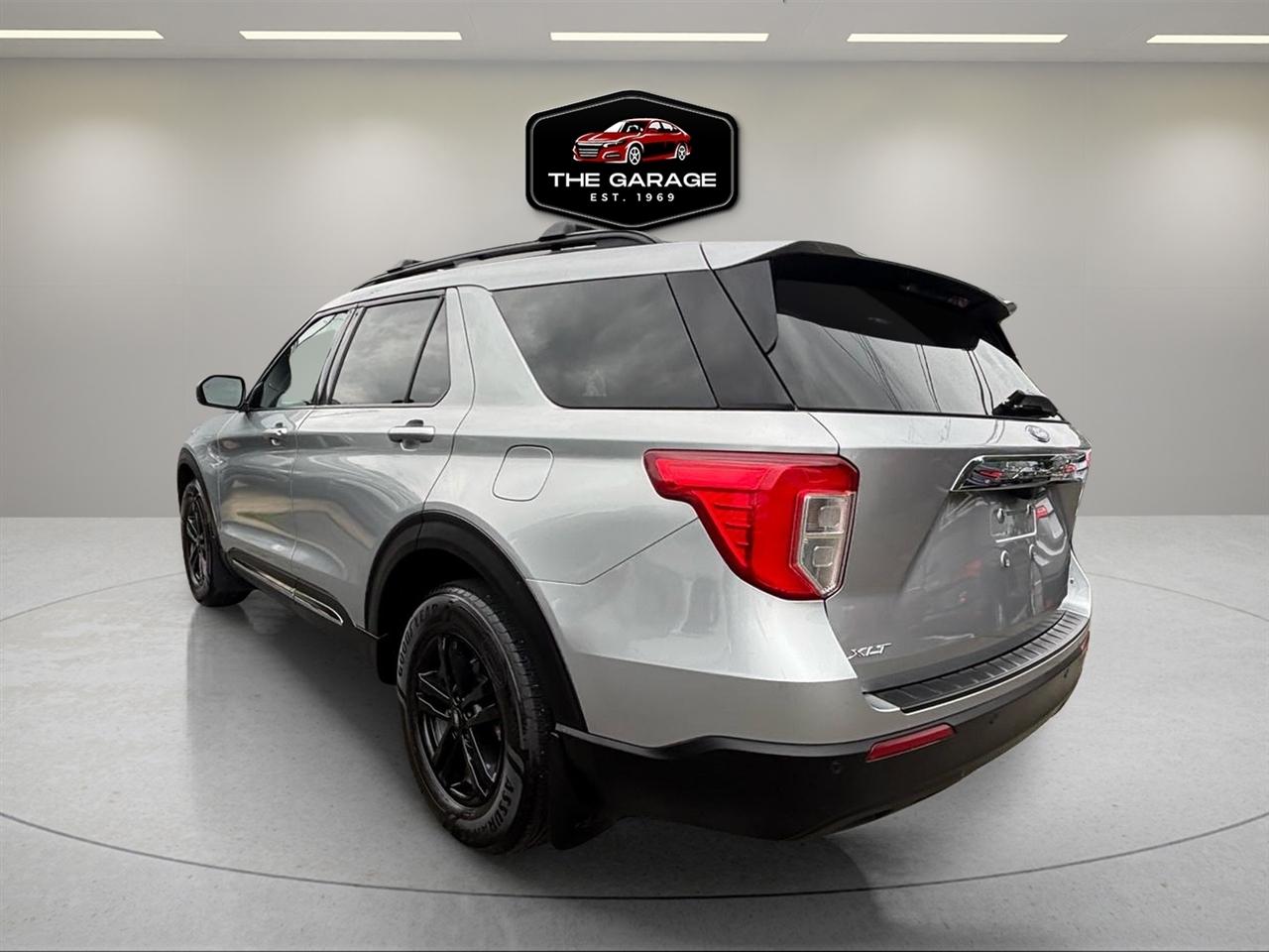 Ford Explorer XLT 4WD 2020