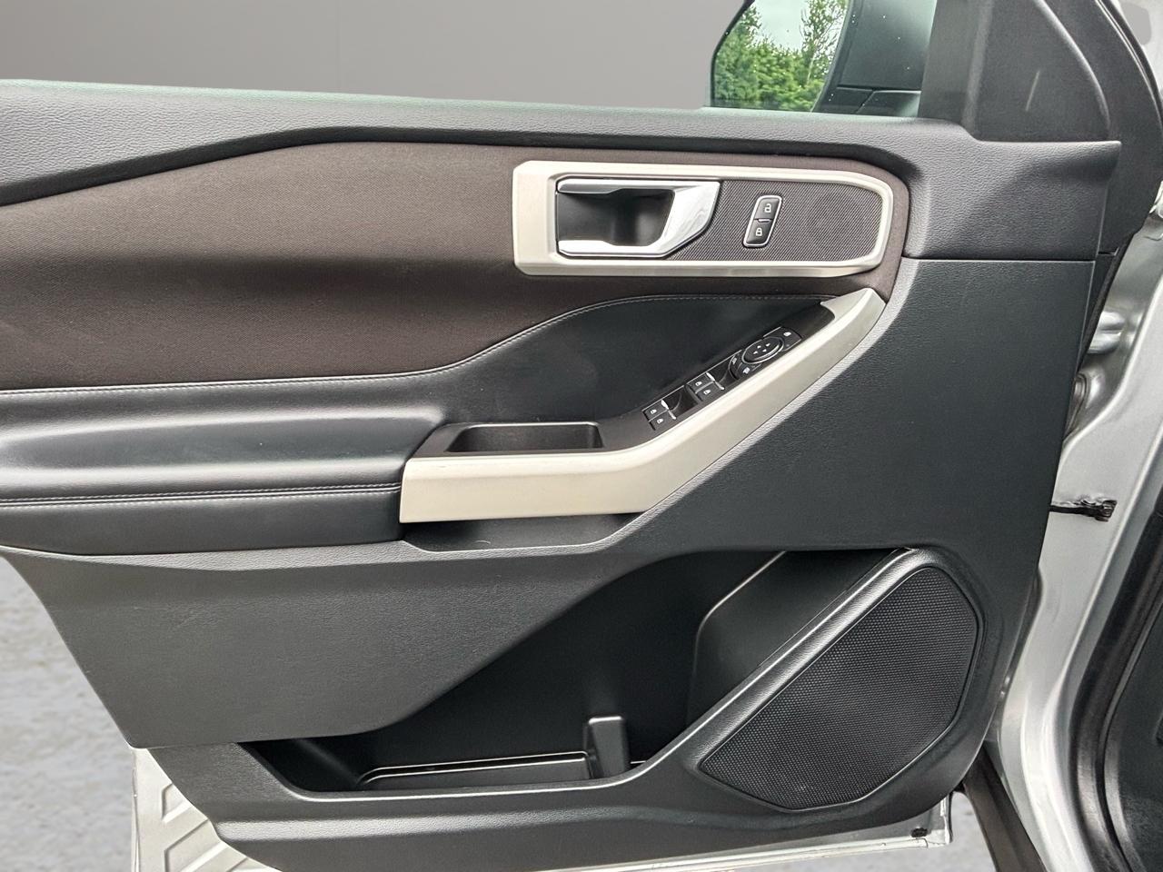 Ford Explorer XLT 4WD 2020