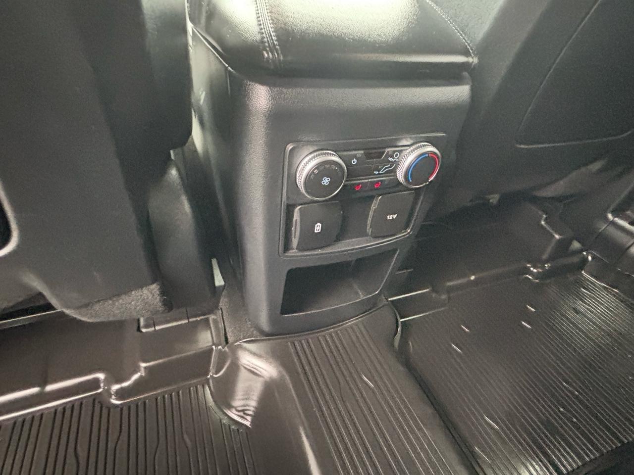 Ford Explorer XLT 4WD 2020