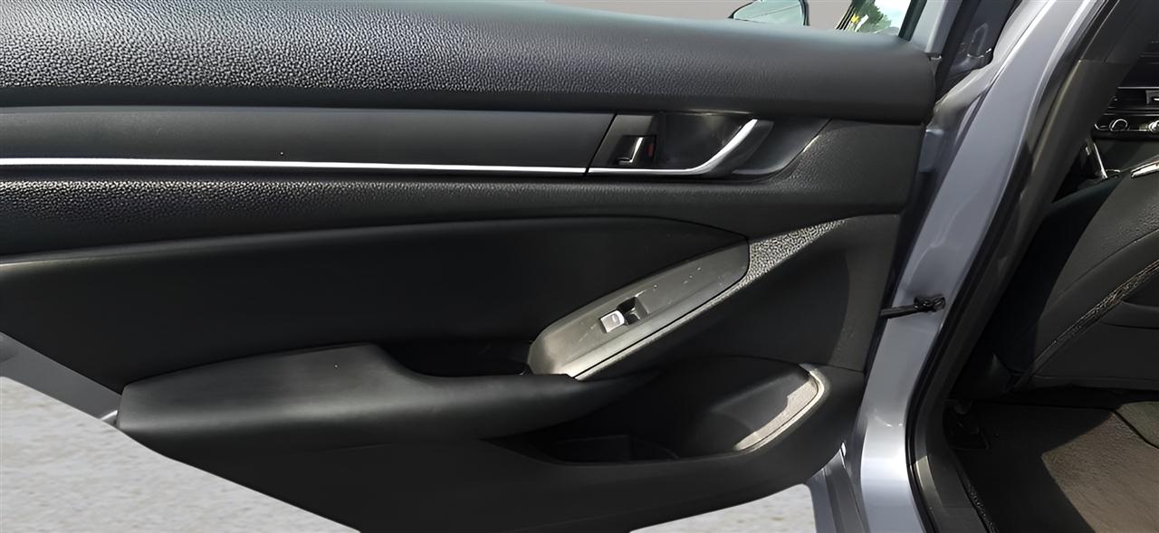 Honda Accord Sedan Sport 2.0T Auto 2018