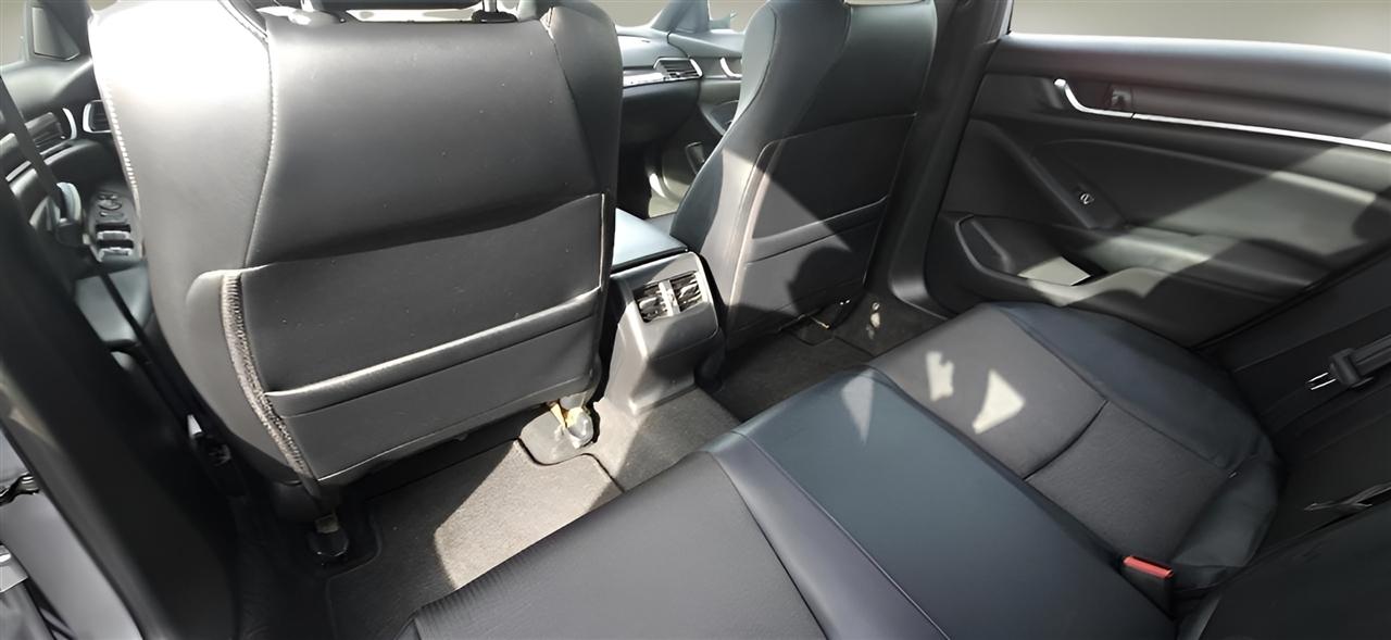 Honda Accord Sedan Sport 2.0T Auto 2018