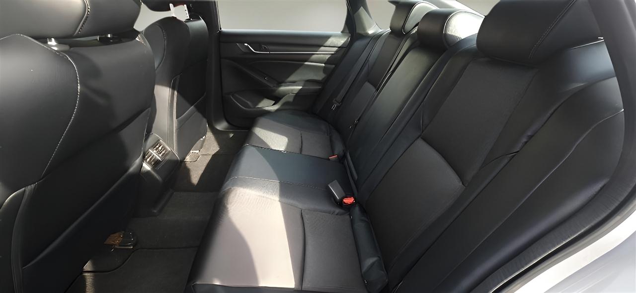 Honda Accord Sedan Sport 2.0T Auto 2018