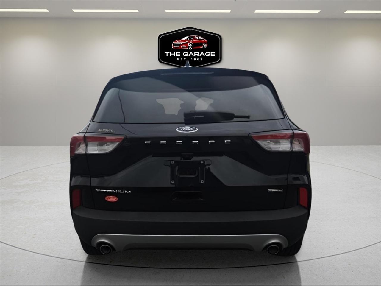 Ford Escape Titanium Hybrid AWD 2021