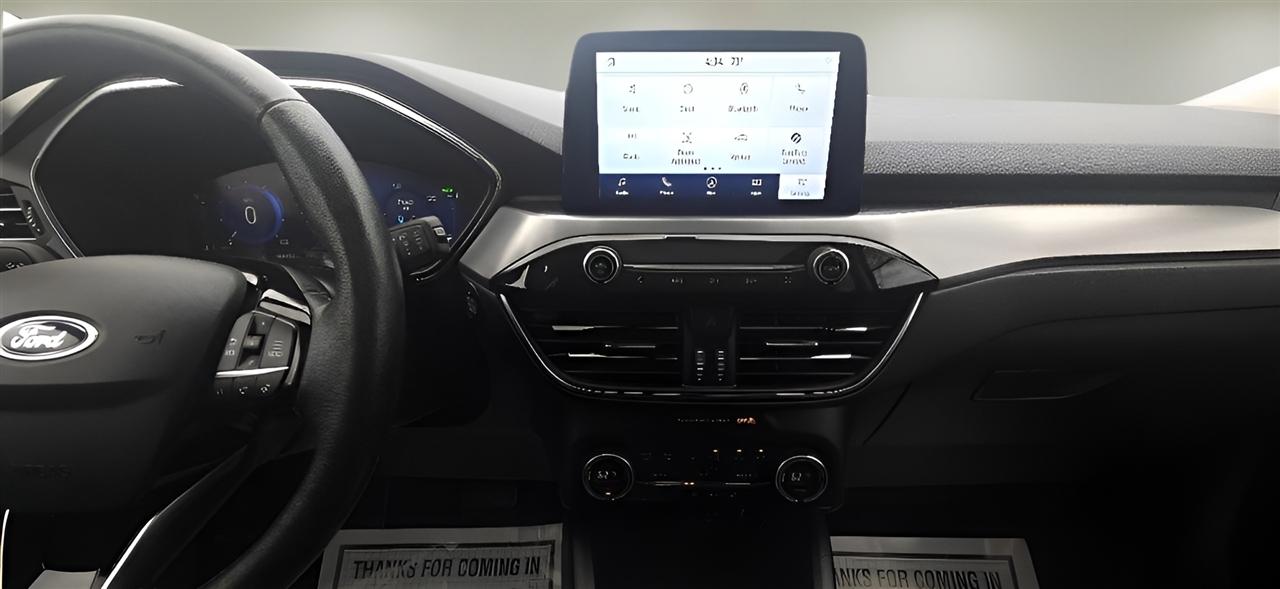 Ford Escape Titanium Hybrid AWD 2021
