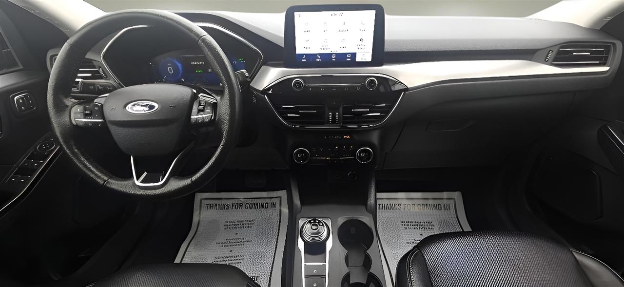 Ford Escape Titanium Hybrid AWD 2021