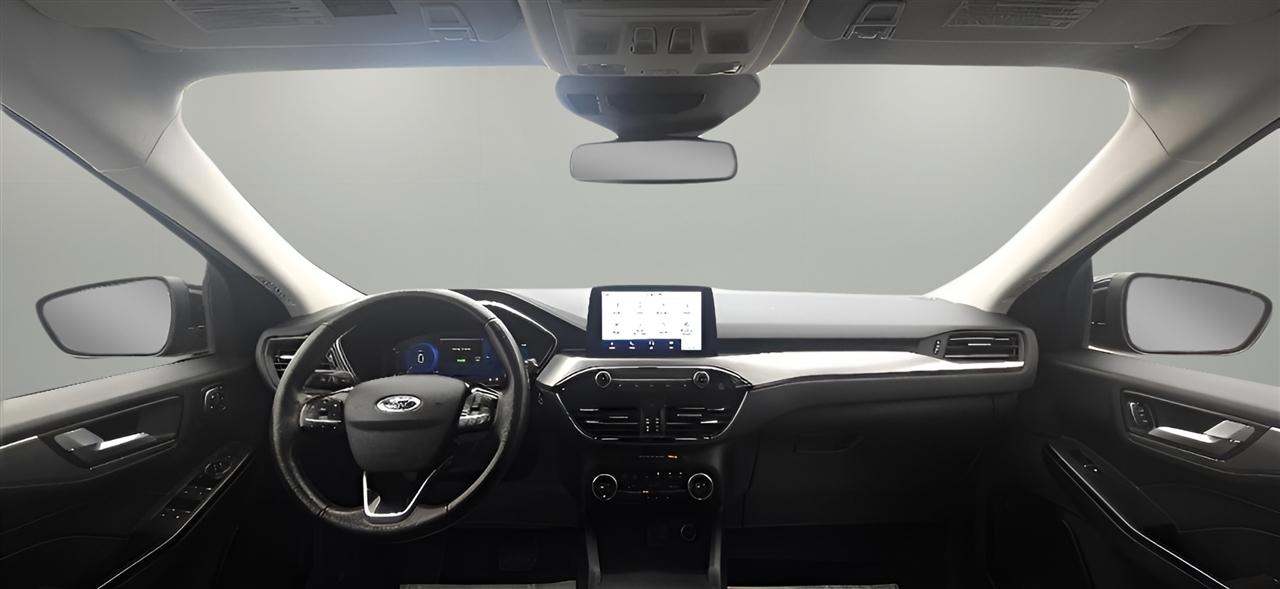Ford Escape Titanium Hybrid AWD 2021