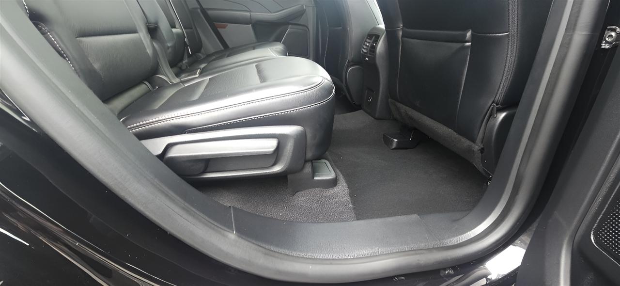 Ford Escape Titanium Hybrid AWD 2021