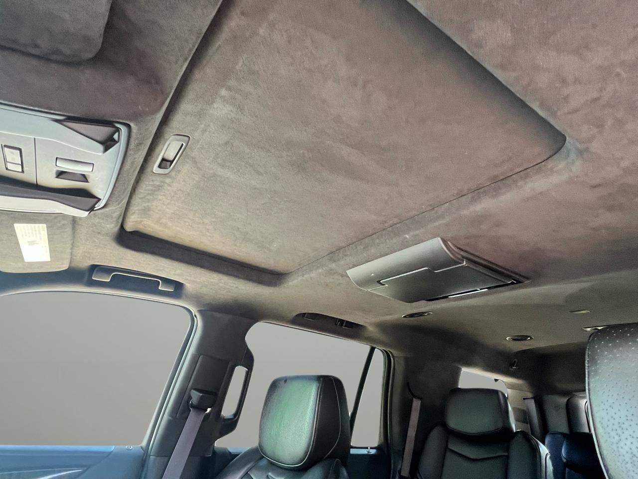 Cadillac Escalade 4WD 4dr Platinum 2015