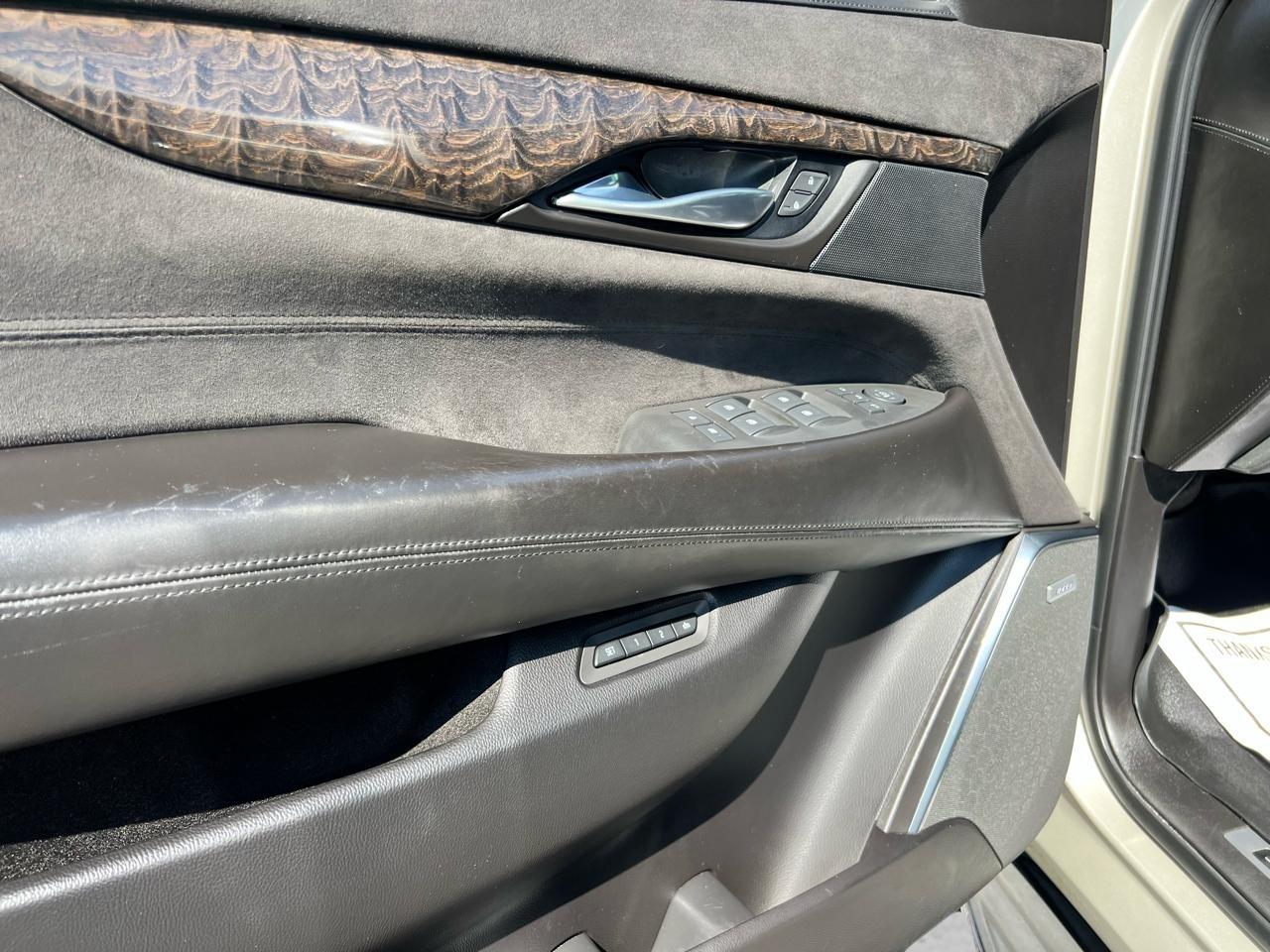 Cadillac Escalade 4WD 4dr Platinum 2015