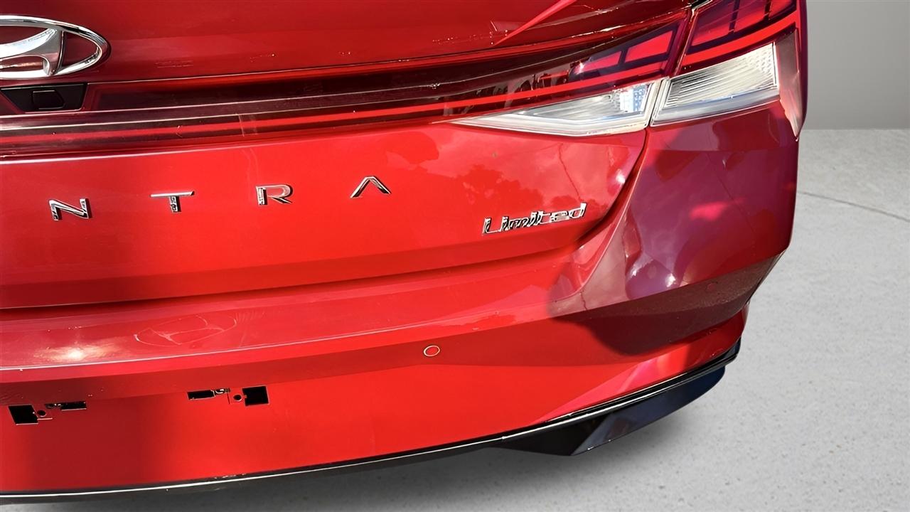 Hyundai Elantra Limited 2023