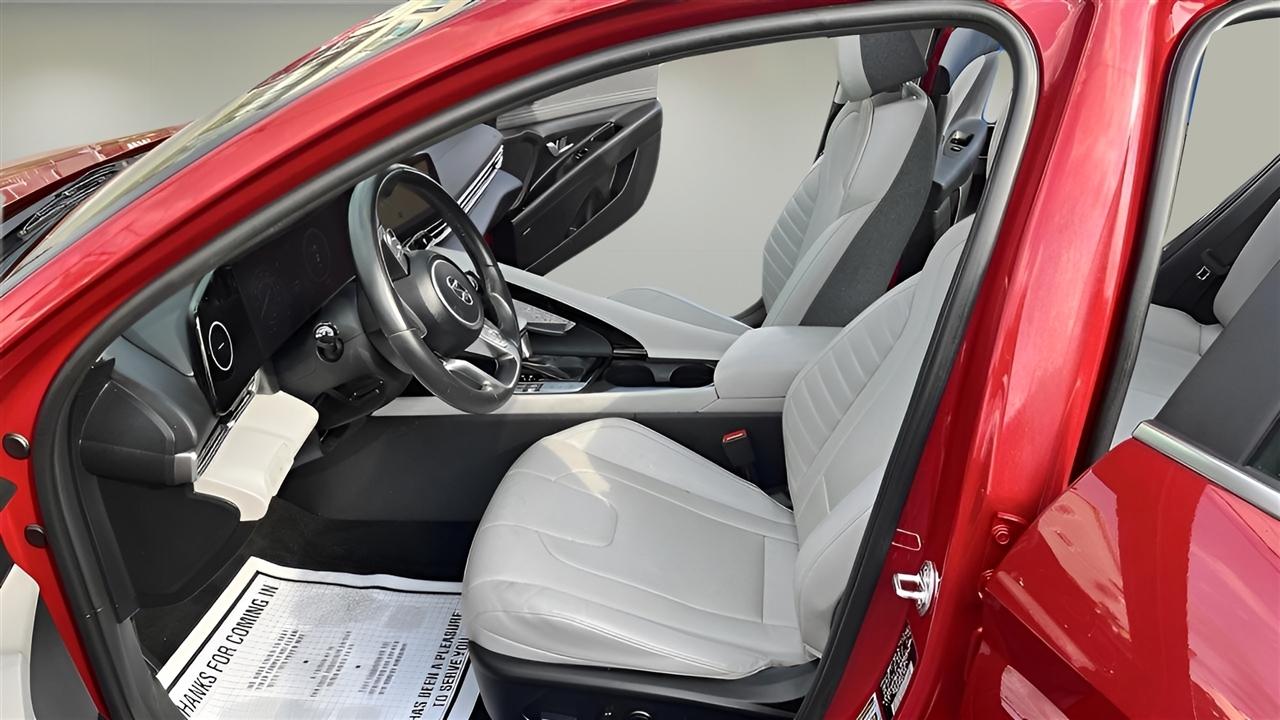 Hyundai Elantra Limited 2023