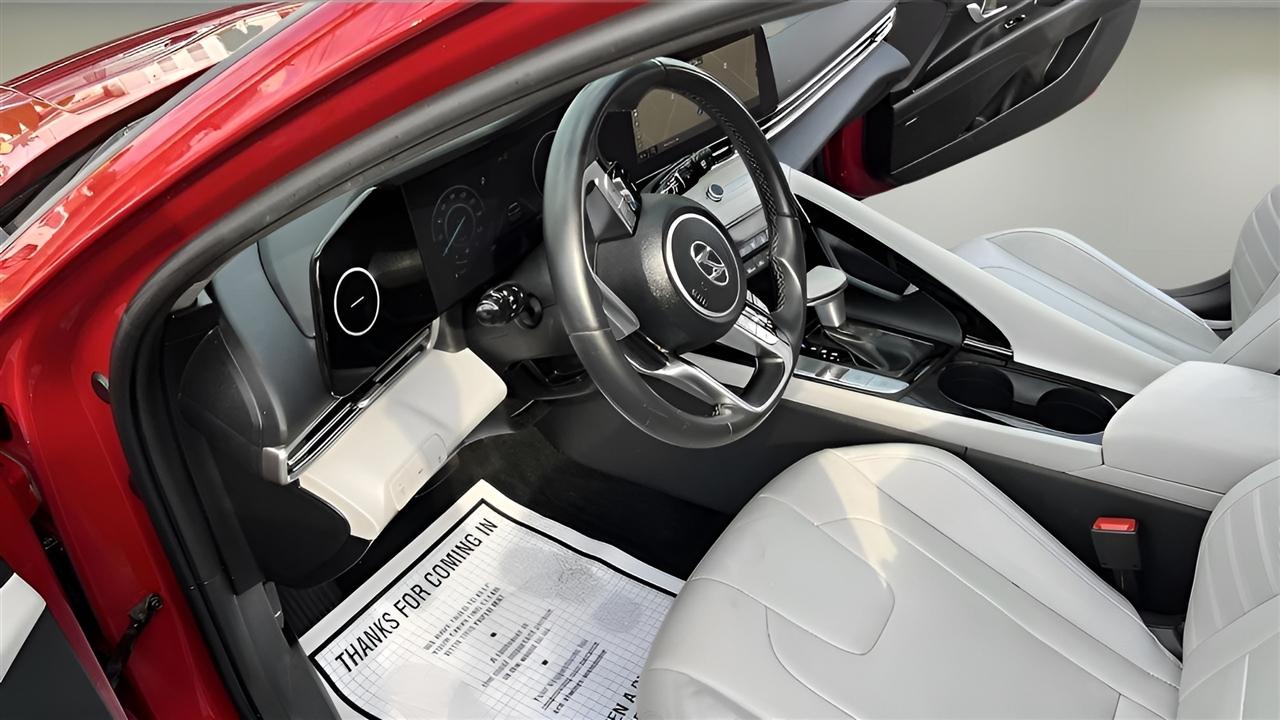 Hyundai Elantra Limited 2023