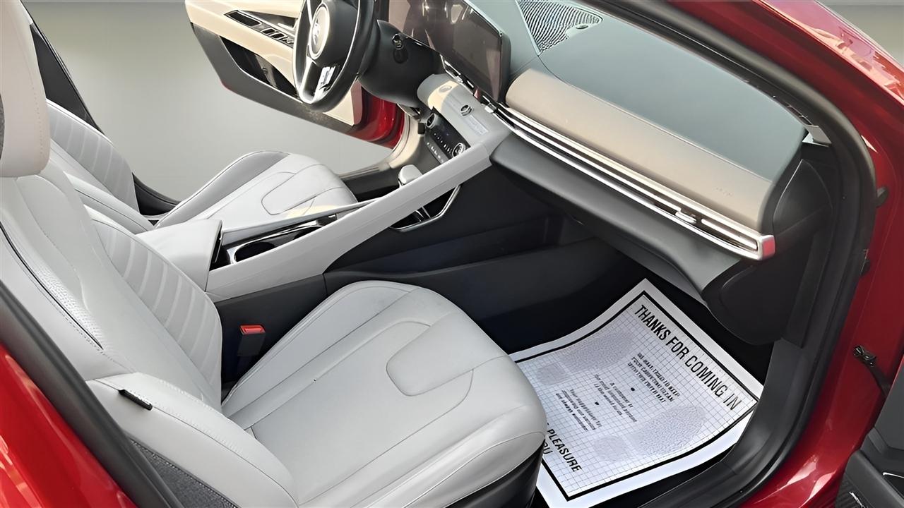 Hyundai Elantra Limited 2023