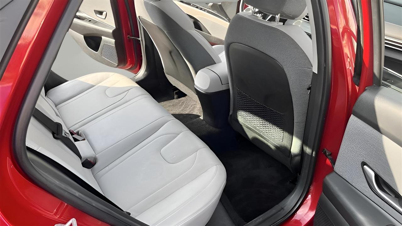 Hyundai Elantra Limited 2023