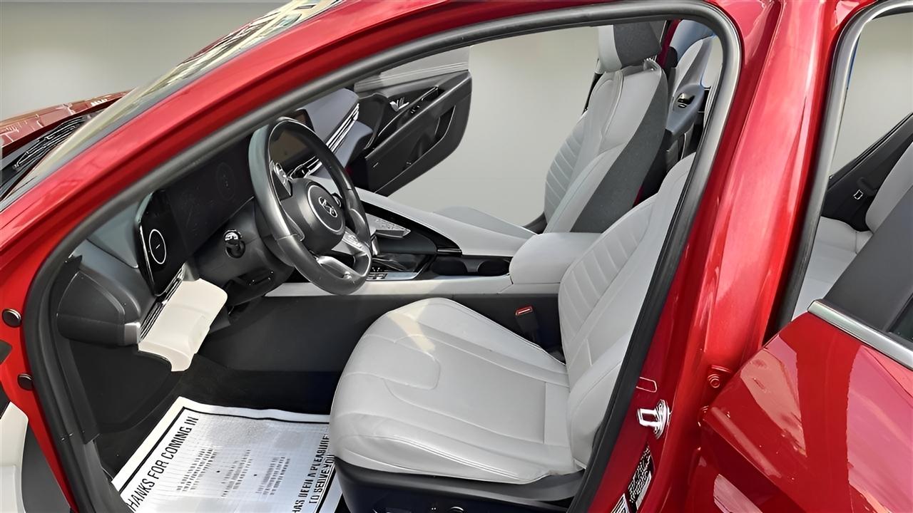 Hyundai Elantra Limited 2023