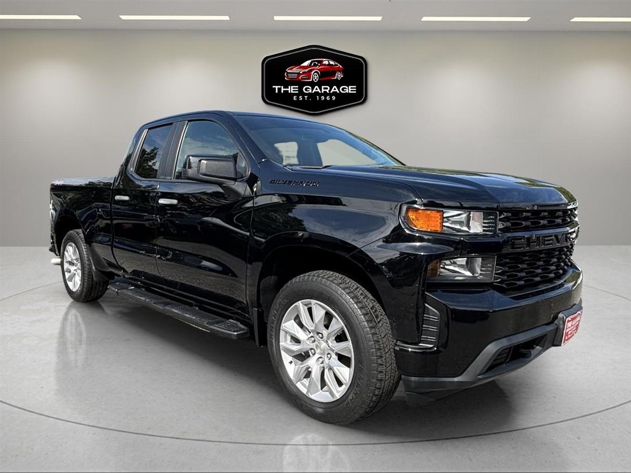 Chevrolet Silverado 1500 4WD Double Cab 147" Custom 2020