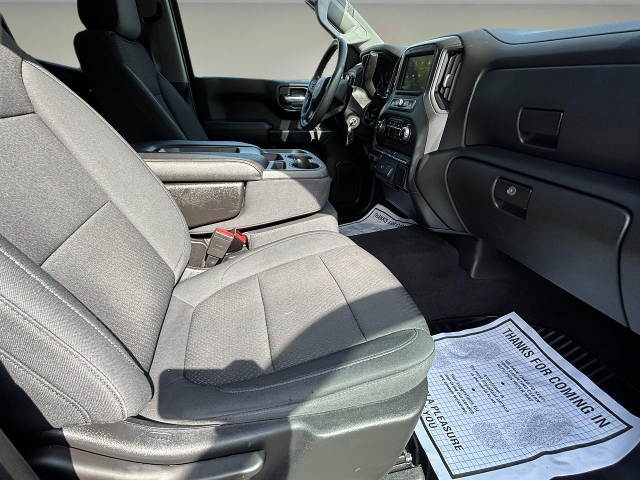 Chevrolet Silverado 1500 4WD Double Cab 147" Custom 2020