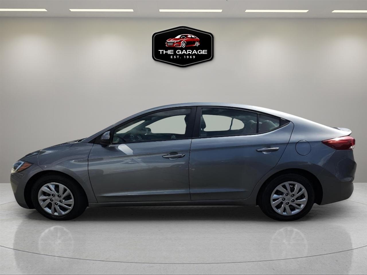 Hyundai Elantra  2018
