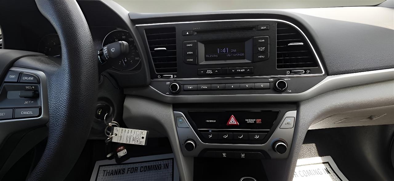 Hyundai Elantra  2018