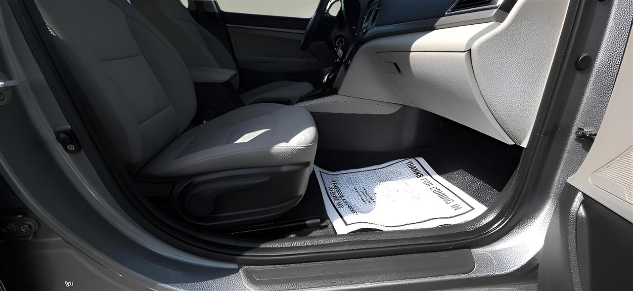 Hyundai Elantra  2018
