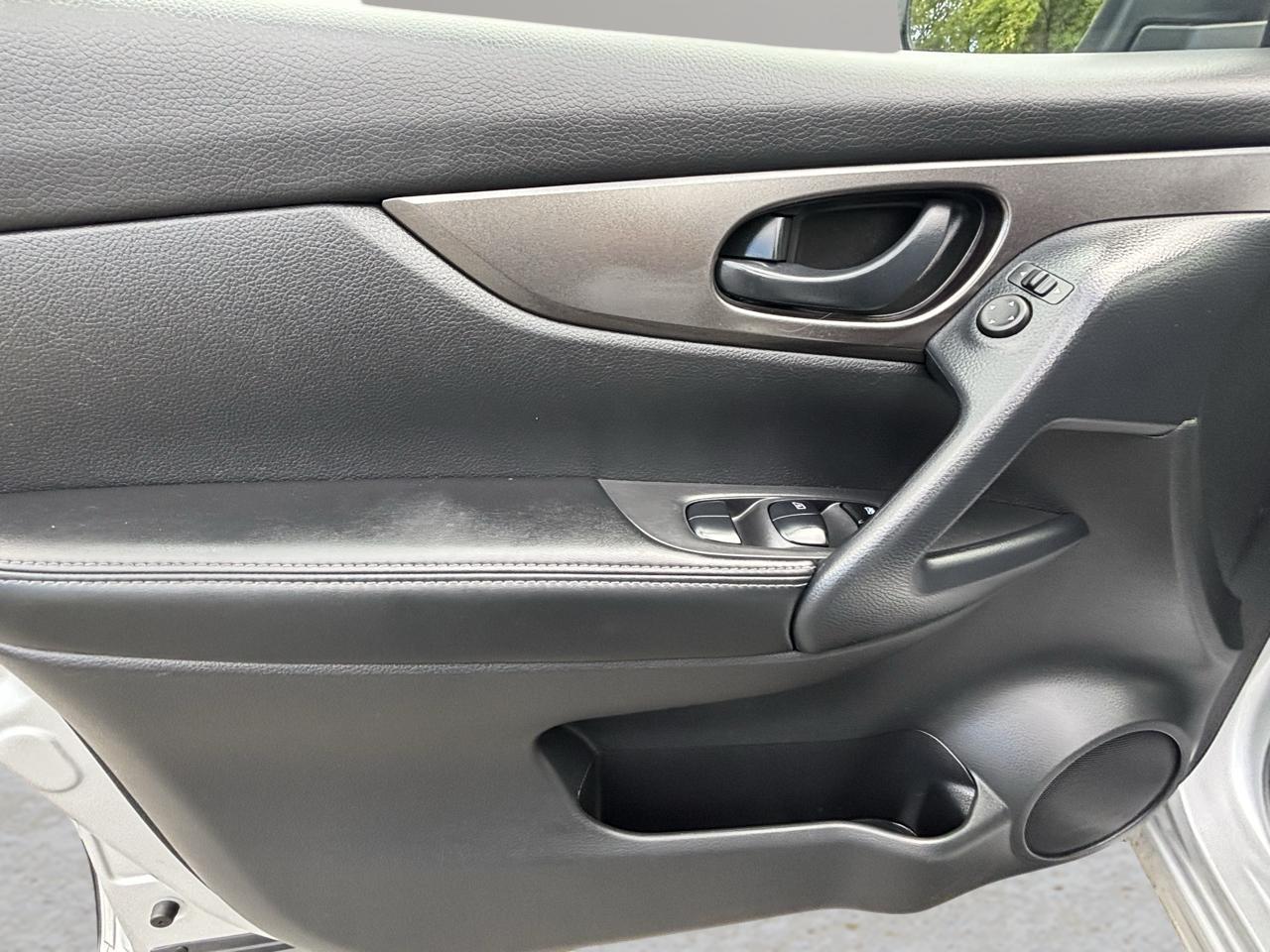 Nissan Rogue Sport AWD S 2021