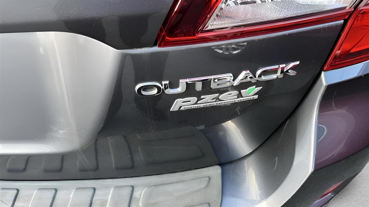 Subaru Outback 4dr Wgn 2.5i Premium PZEV 2016
