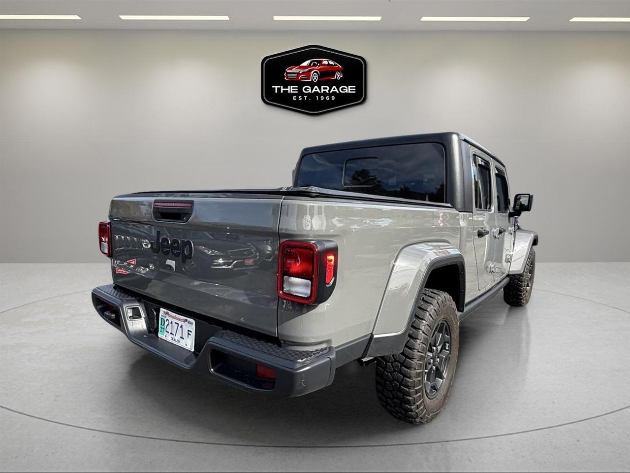 Jeep Gladiator Willys 4x4 2021