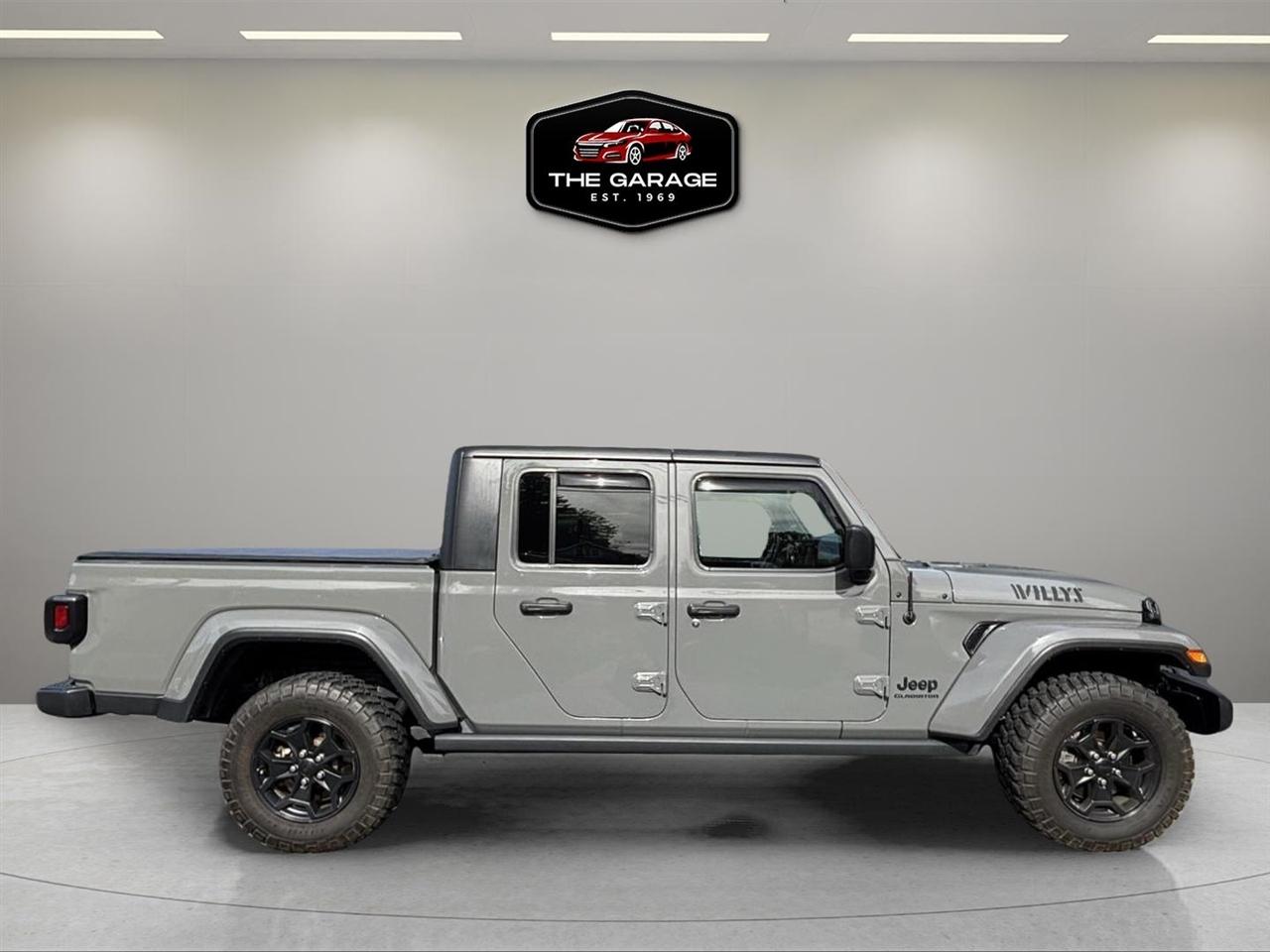 Jeep Gladiator Willys 4x4 2021