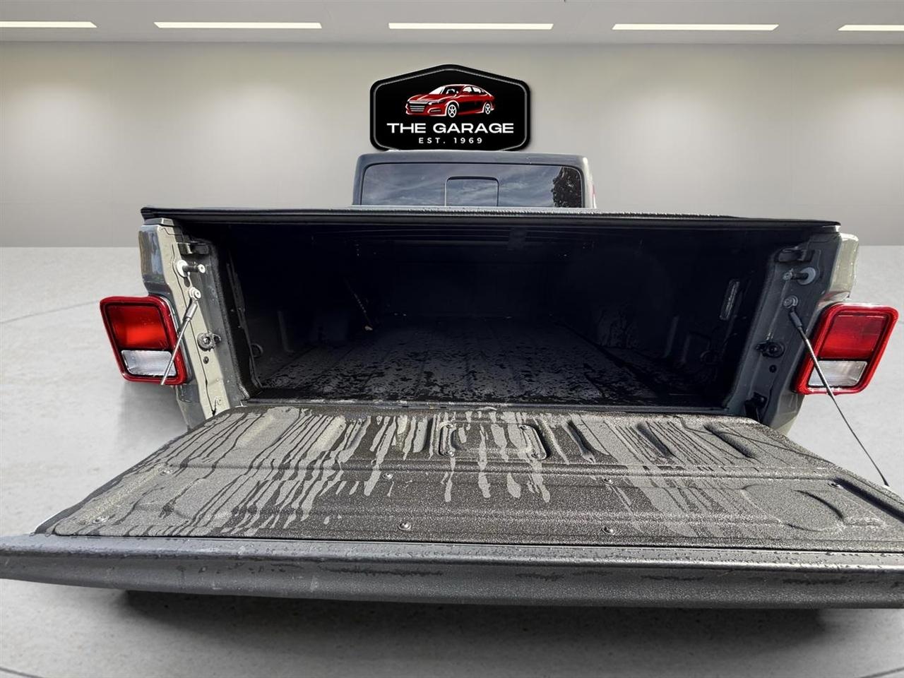 Jeep Gladiator Willys 4x4 2021